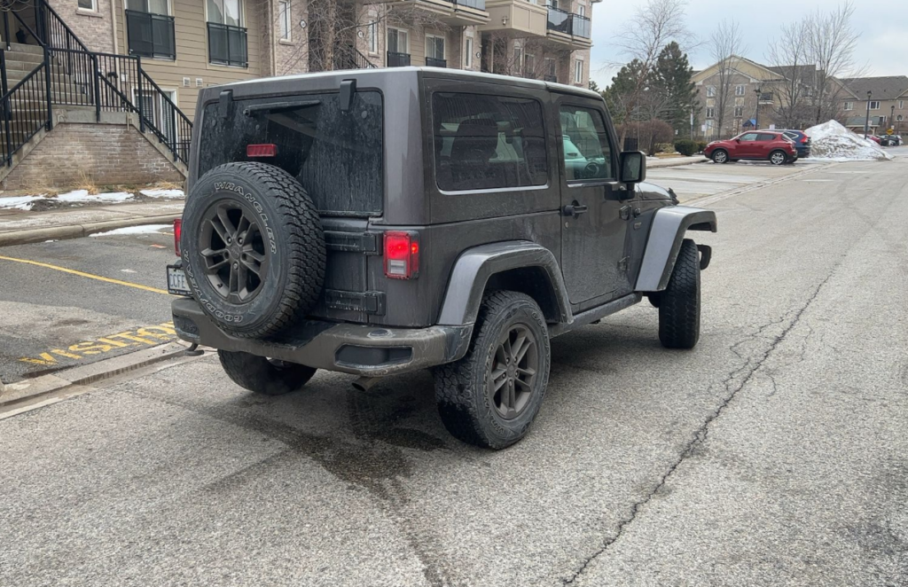 Make sure you can walk around the vehicle with at least 6 feet (2 meters) of clearance.